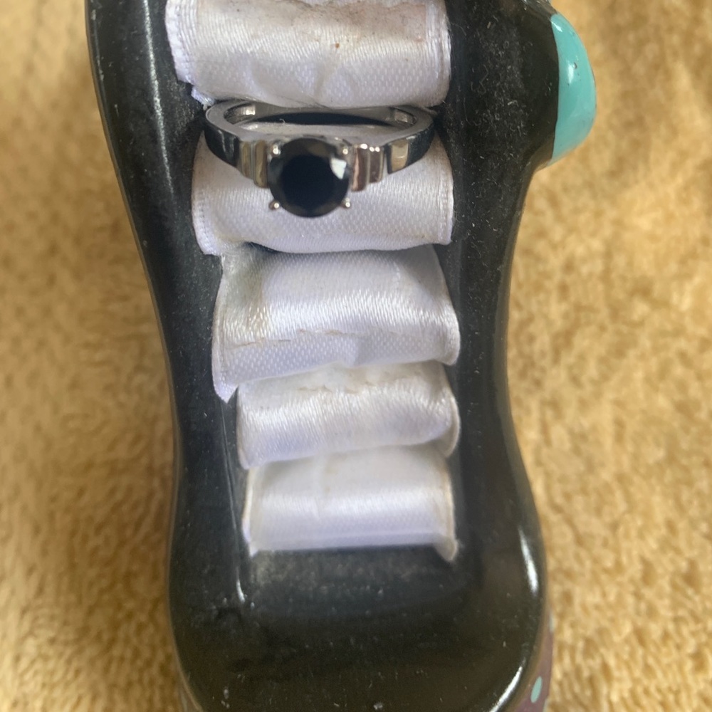 Fashion ring